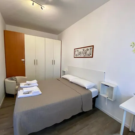 Casa Pomezia-central Station New Apartment Milan